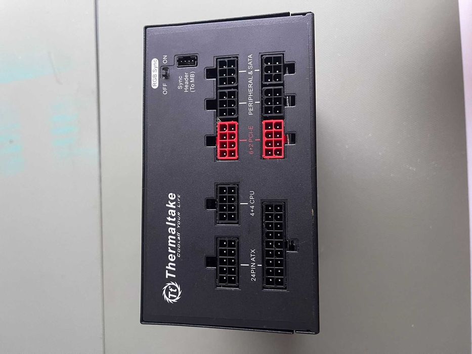 Sursa ThermalTake RGB 650W ToughPower Grand Modular (Fara Cabluri)