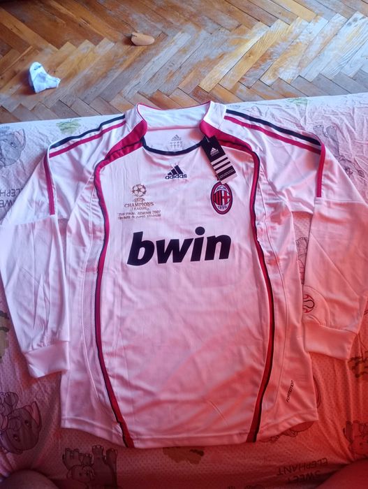 Футболни тениски - Napoli David Neres 7, Bayern Munich Olise 17, AC Milan Kakà 22