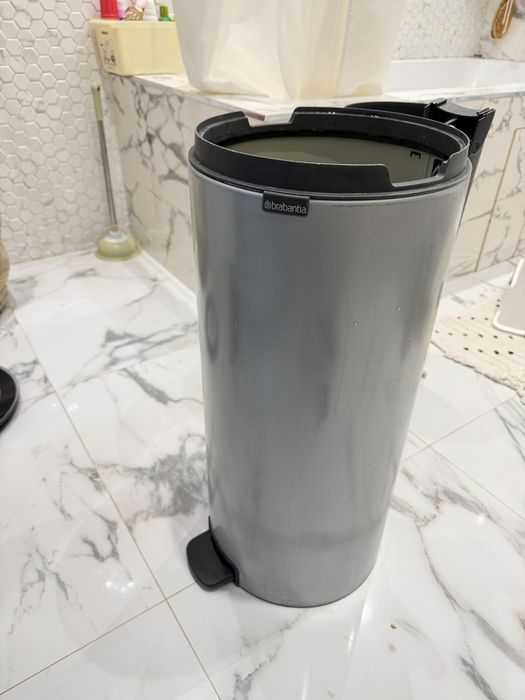 Мусорное ведро Brabantia