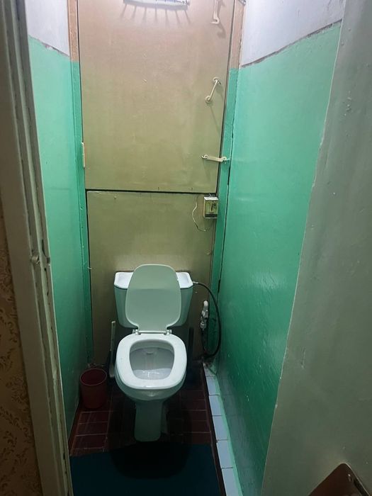 Продаю квартиру юнусабад-17  1/5/5 балкон 2/3