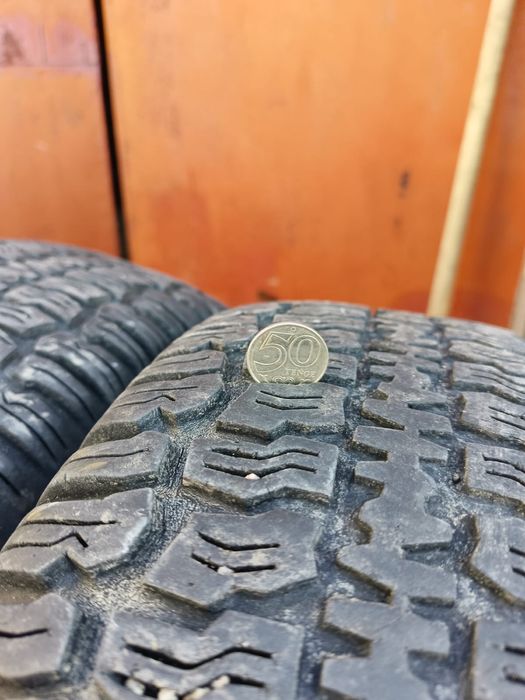 Продам шины на ниву