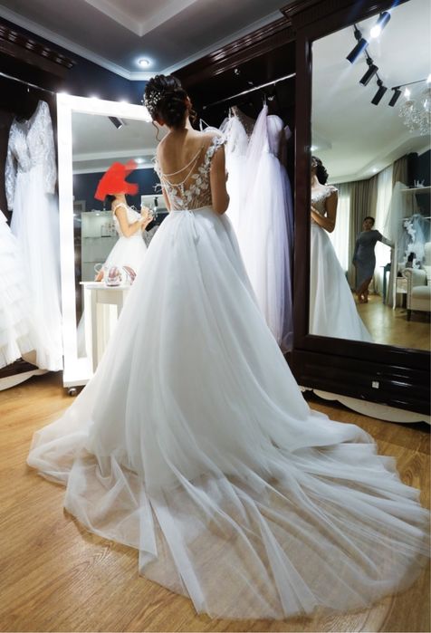 Свадебное платье