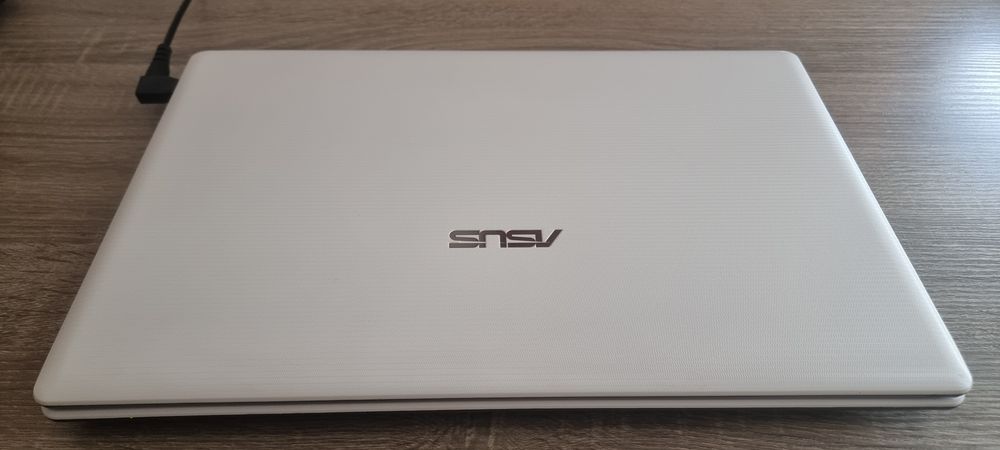 Лаптоп Asus Х75V 17.3"