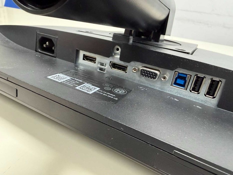 Употребяван Dell P2217H
