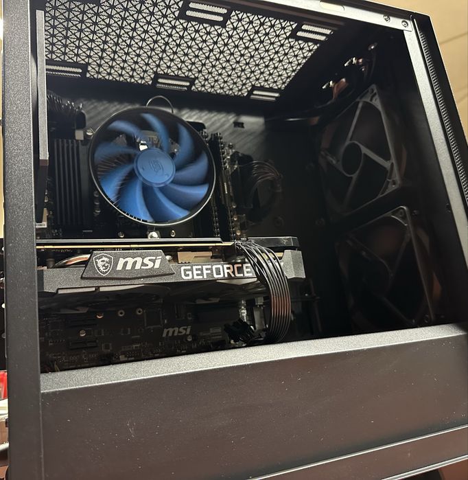 Геймърски компютър, full hd, Ryzen 5, rtx 3060, 16gb, nvme