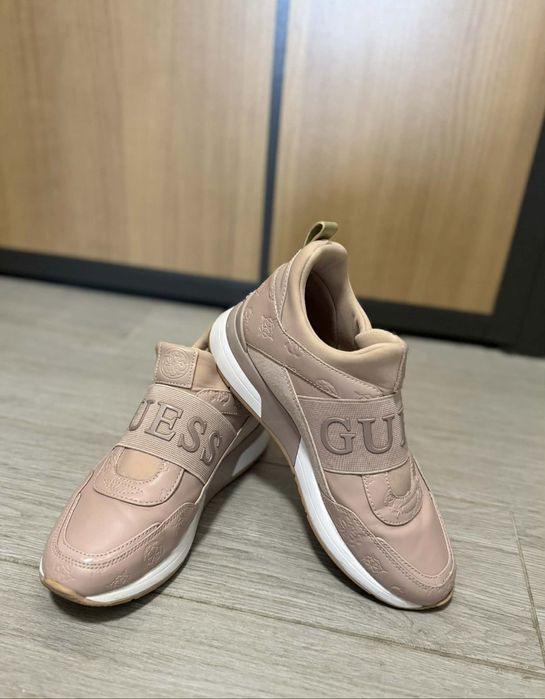 Дамски обувки"Guess",36 номер