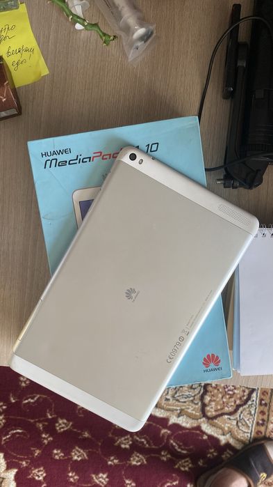 Продам планшет Huawei на запчасти