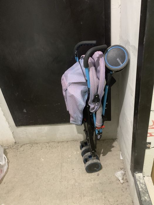 Коляска прогулочная