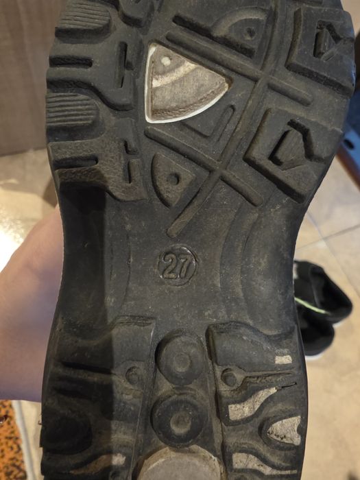 Зимни апрески непромокаеми