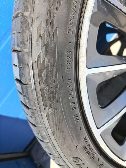 Джанти с гуми 19 цола BMW спорт пакет