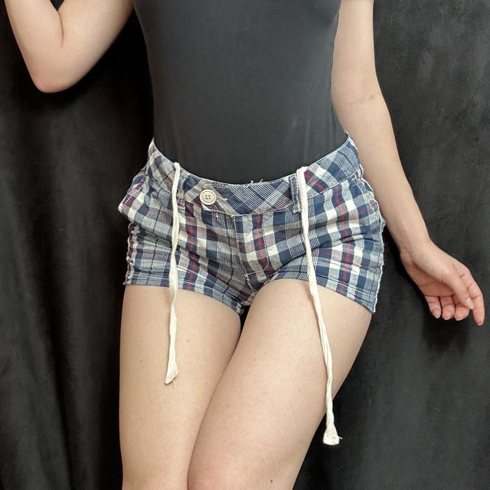 Pantaloni scurți în carouri LBT