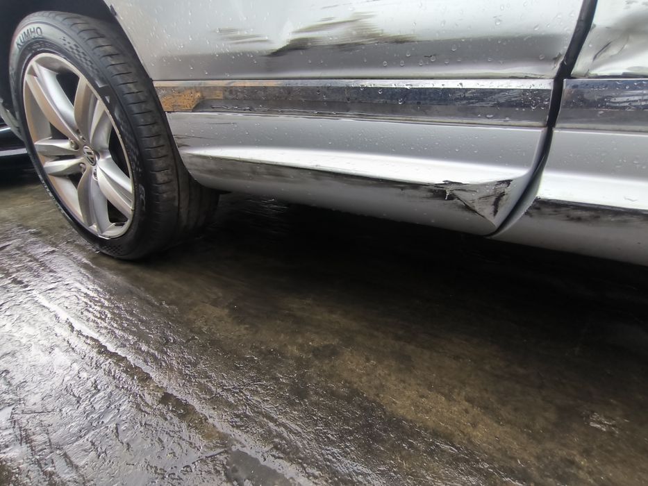 Лайстни за врати R line за Vw Touareg 7p