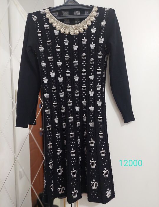 Платьев платьев платьев