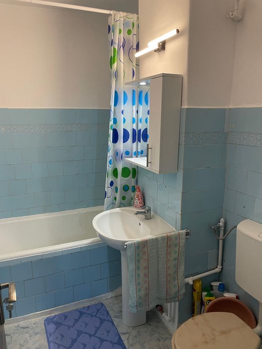 Apartament de inchiriat