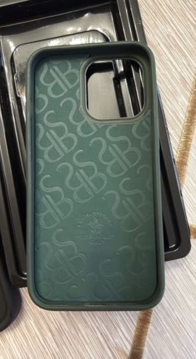 Продам чехлы на IPHONE 13 PRO