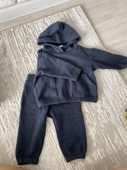 Продам детские вещи