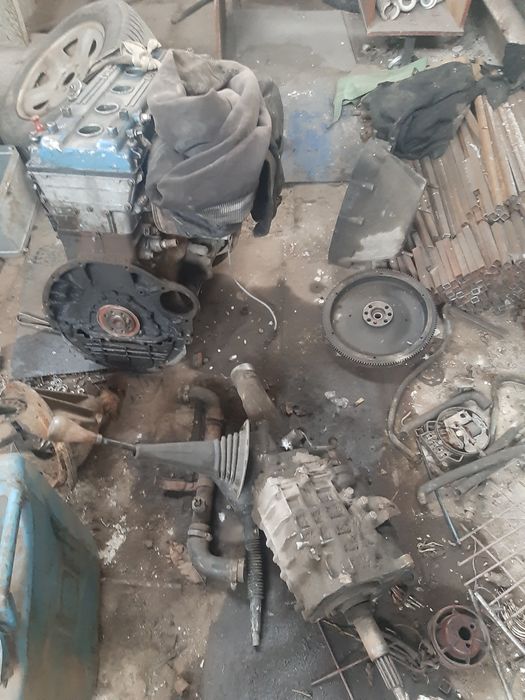 Продам запчасти на газель волга