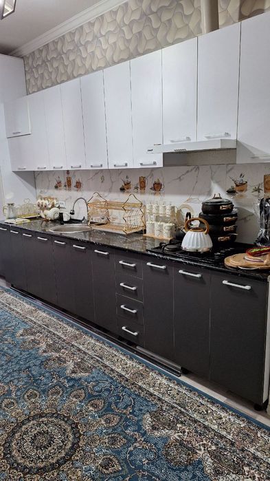 Srochna 3 xonali kvartira sotiladi 86m2