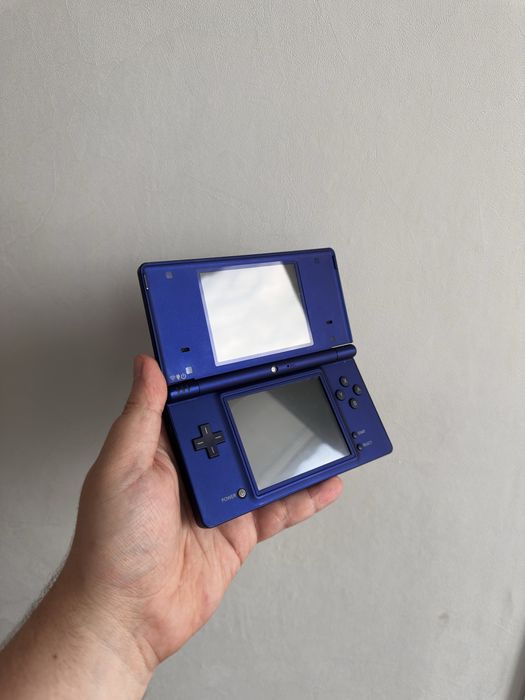 Продам прошитую Nintendo DSi 16gb | Нинтендо дс