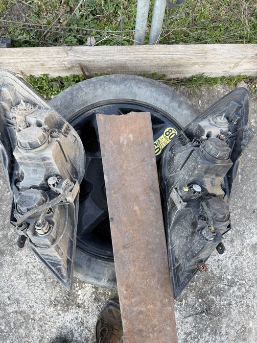 Фарове ляв и десен Kia Ceed 2011