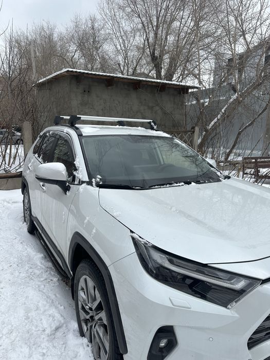 Продам рейлинги комплект оригинальные