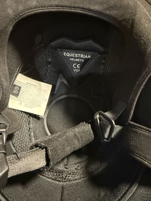 Шлем для верховой езды
