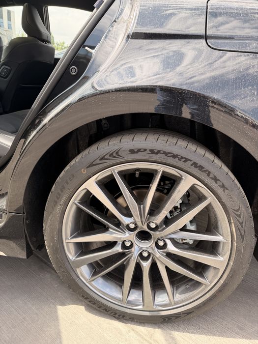 Toyota Camry 2026 — 4