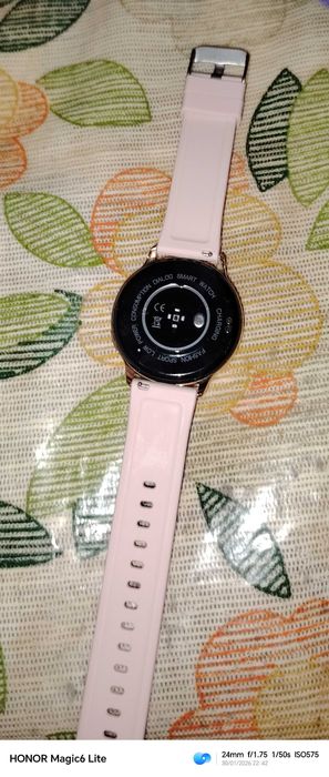 Чисто нов дамски смарт часовник Kenoeestar