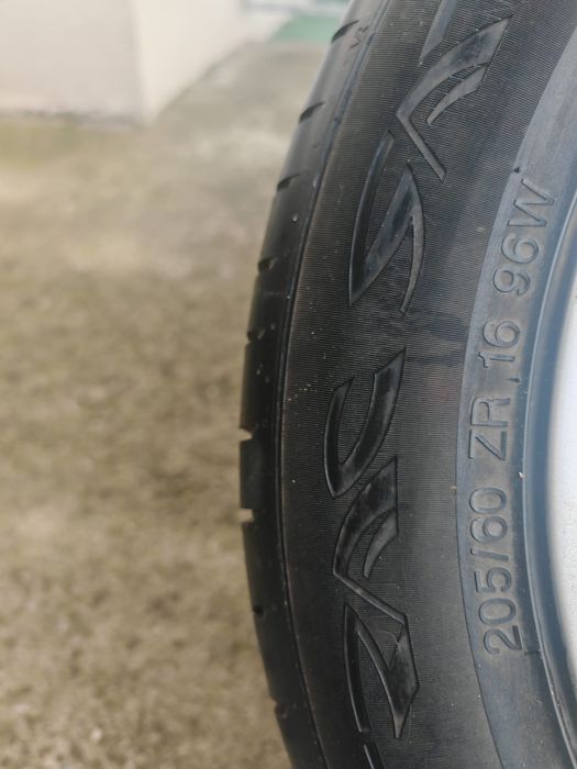 Set 4 Roti jante aliaj  cauciucuri vara jante Audi Vw Skoda 205 X 60 R 16 aluminiu