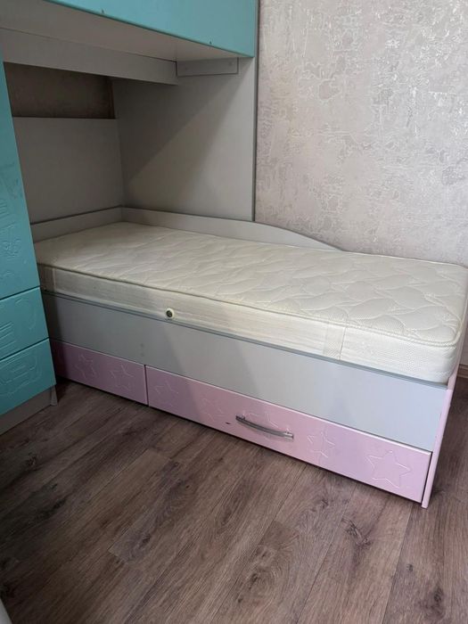 Продам детскую кровать