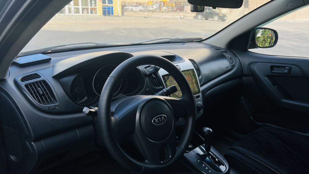 Kia cerato 2010 продажа
