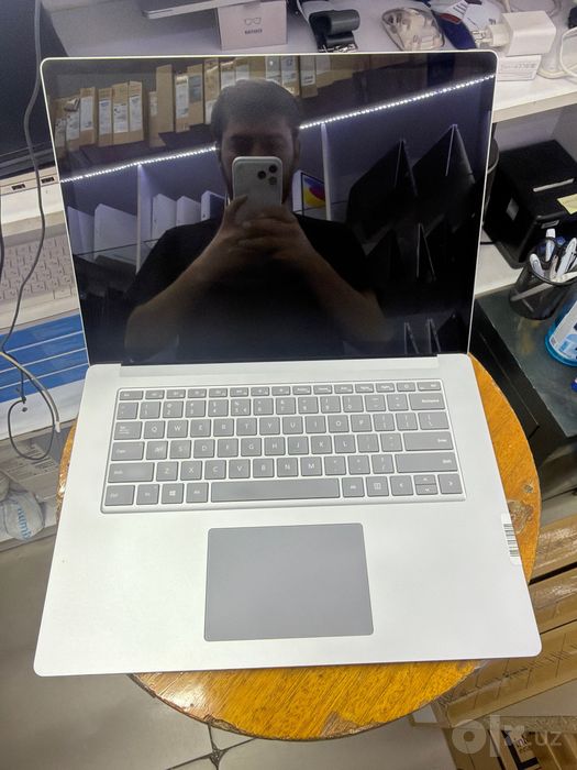 Microsoft Surface 4