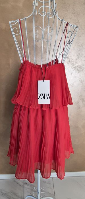 Червена рокля "ZARA"