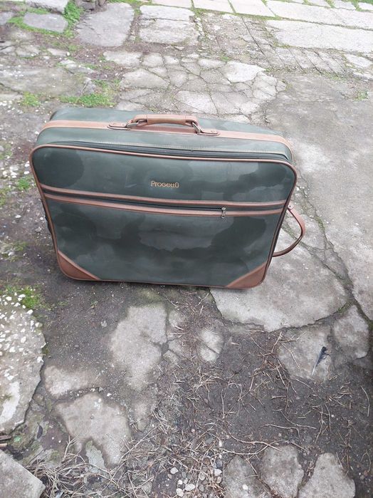 Маневрен куфар среден размер