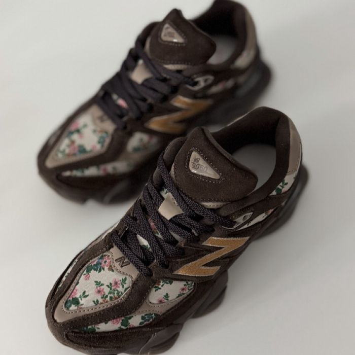 New Balance 9060 Atmos Pink