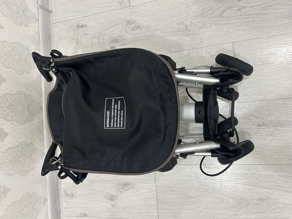 Коляска Geoby 23000