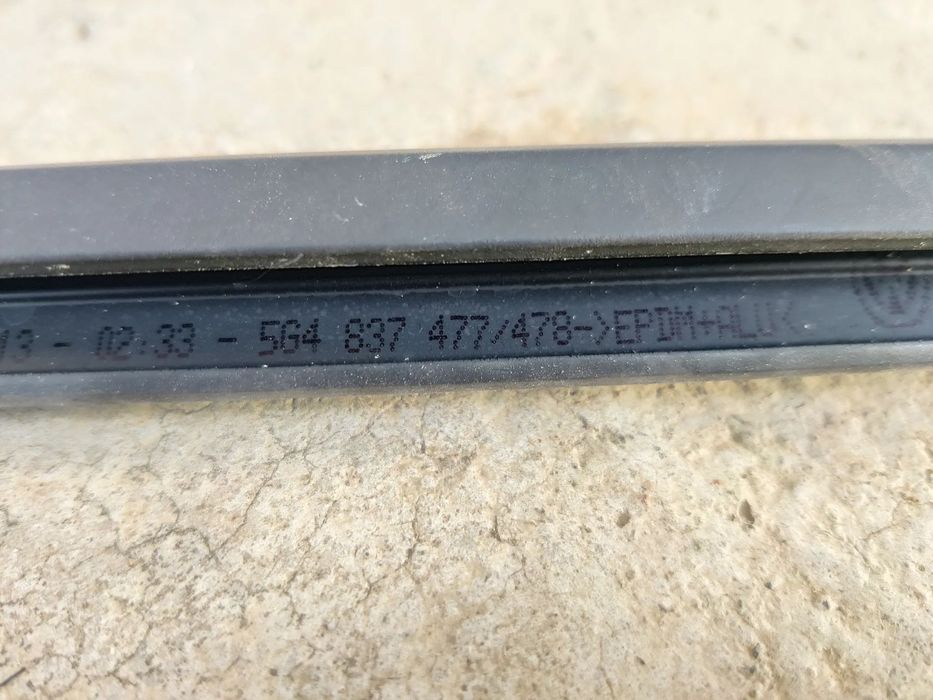 Cheder Perie geam usa stanga fata Vw Golf 7 VII 2012-2020 Cod 5G4837477 / 478