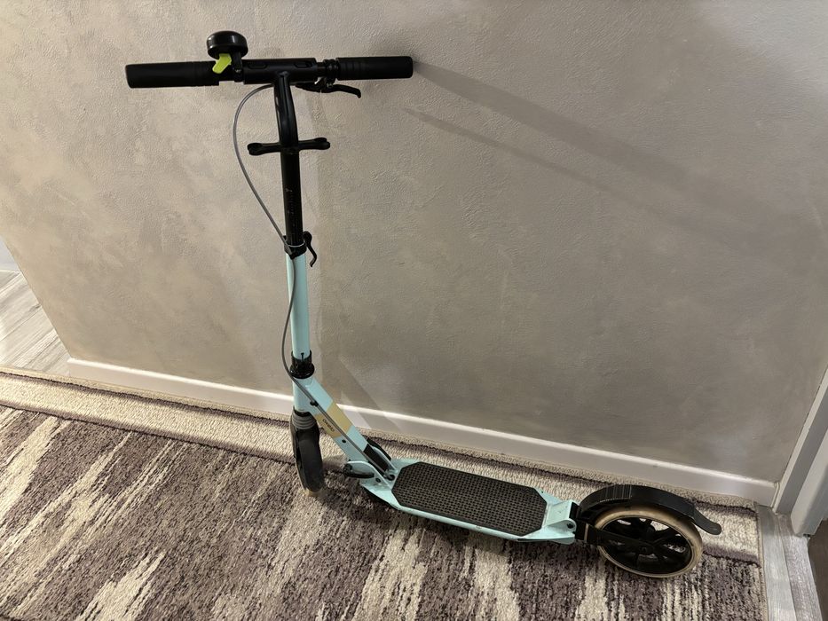 Vand trotineta in stare buna