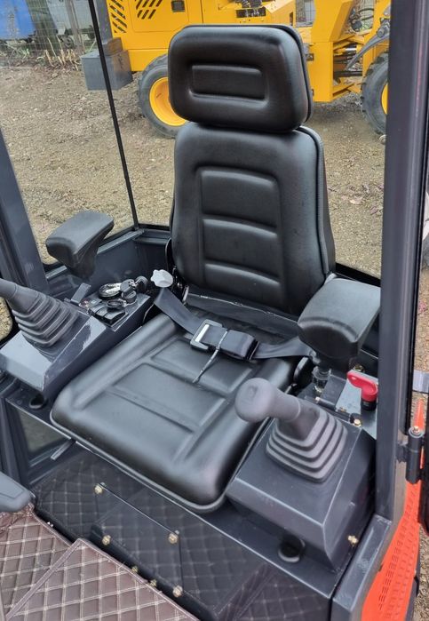 Miniexcavator Lubeck Ex 141 Nou Garantie 2 ani