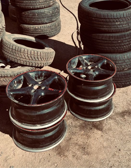 Продам комплект дисков с резиной