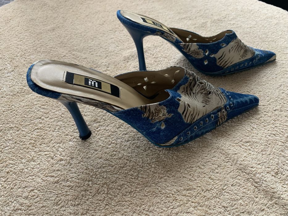 Босоножки  разные