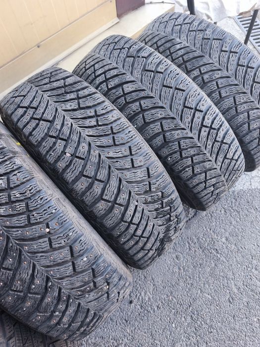 Шины 215/65R16 Michelin б/у
