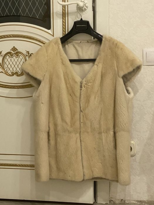 Норковая безрукавка