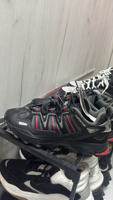 adidas Hyperturf Adventure 'Black Carbon Red