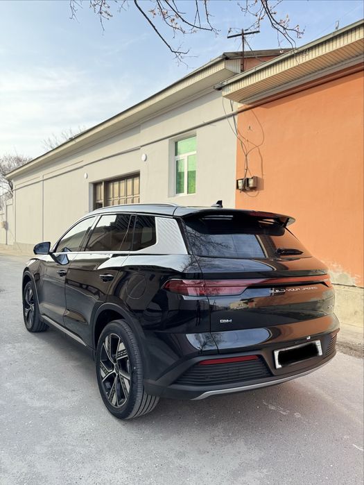 BVD Song pro 3 позицияси 110 км 2024 йил 19.000 км йурган