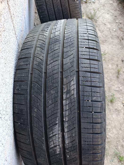 Продам резины 245 45 R21