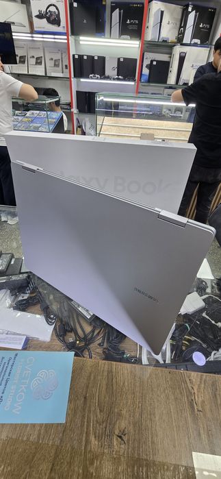 Samsung Galaxy Book5 360