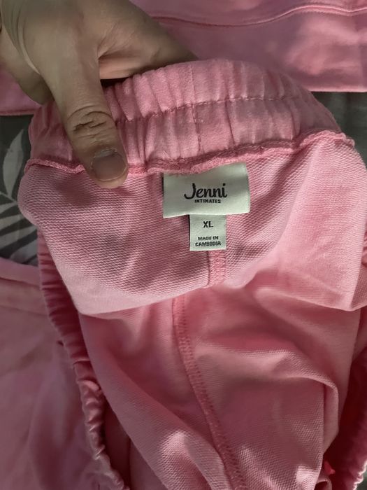 Костюм женский новый