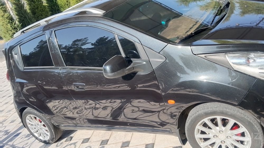 Spark qora gazi bor