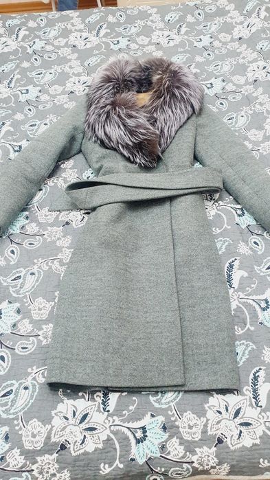 Зимнее пальто плотное теплое